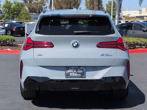 Used 2025 BMW X3 xDrive30i w/ Premium Package AWD/4WD image 8
