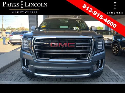 Used 2021 GMC Yukon SLT w/ SLT Luxury Plus Package RWD image 3