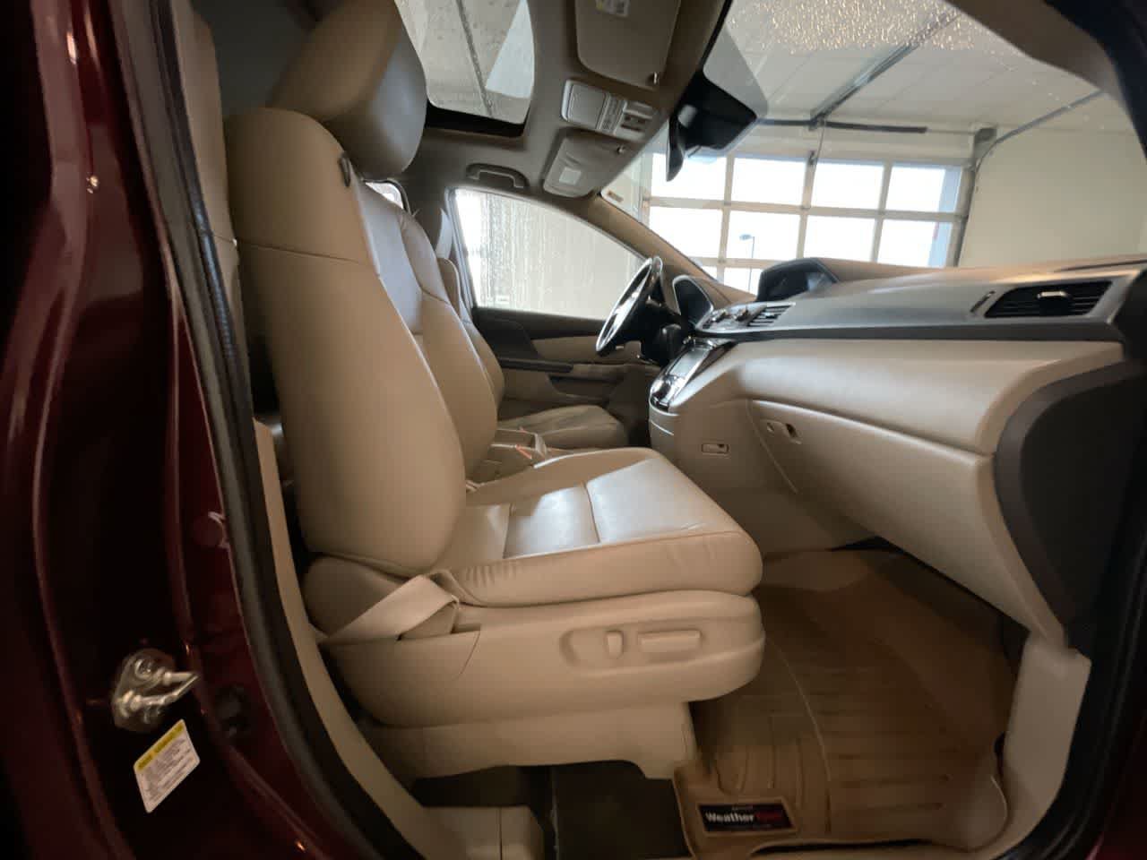 Used 2014 Honda Odyssey EX-L image 25