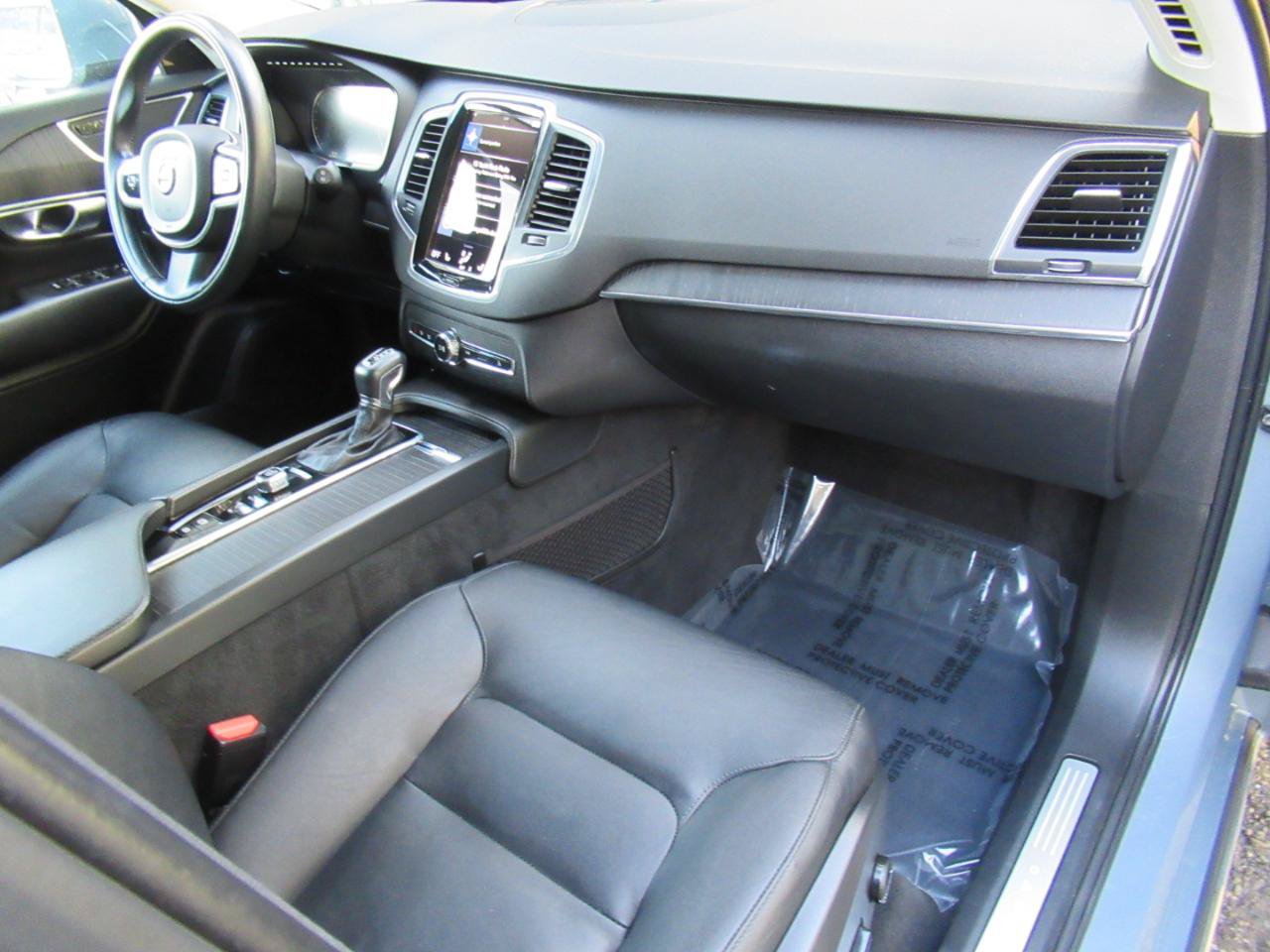 Used 2020 Volvo XC90 T5 Momentum AWD/4WD image 22