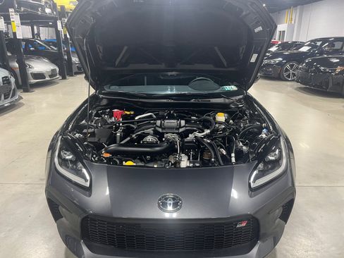 Used 2023 Toyota GR86 Premium image 38