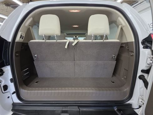 Used 2011 Lexus GX 460 Premium w/ Comfort Plus Pkg image 20