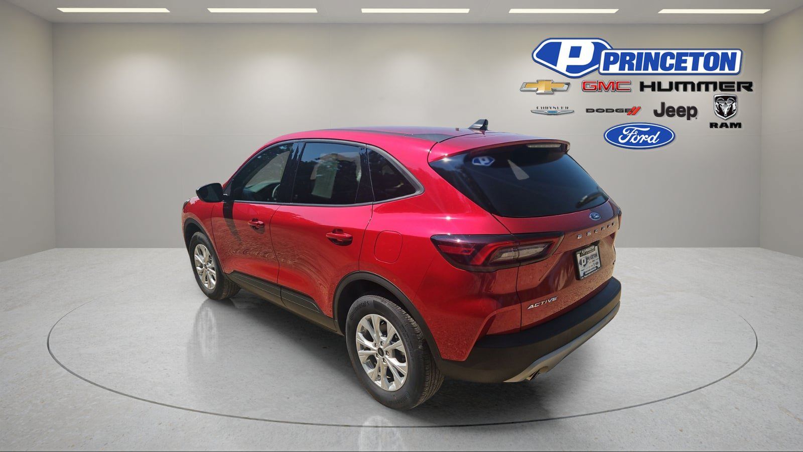 Used 2025 Ford Escape Active w/ Cold Weather Package AWD/4WD image 5
