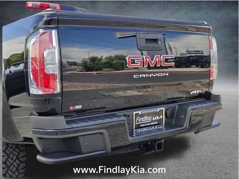 Used 2022 GMC Canyon AT4 w/ Trailering Package AWD/4WD image 7