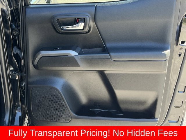 Used 2021 Toyota Tacoma TRD Sport w/ Technology Package AWD/4WD image 18