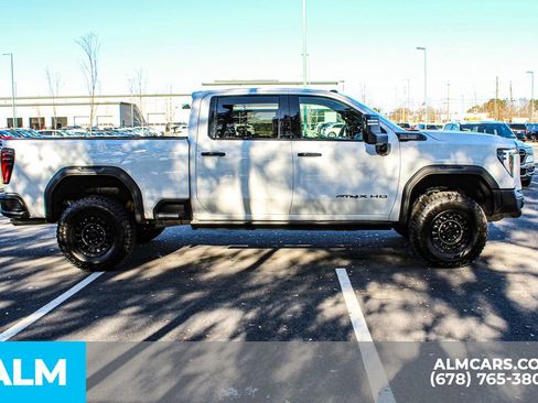 Used 2024 GMC Sierra 2500 AT4X w/ AT4X AEV Edition image 9