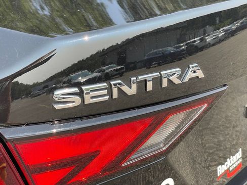 Certified 2025 Nissan Sentra S FWD image 4