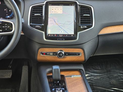 Used 2023 Volvo XC90 B6 Plus w/ Protection Package Premier image 37