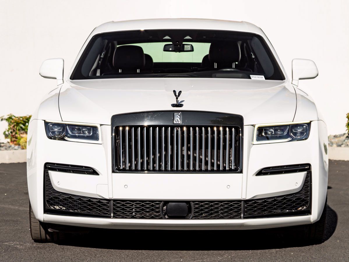 Used 2023 Rolls-Royce Ghost Black Badge w/ Black Badge Ghost Package AWD/4WD image 5