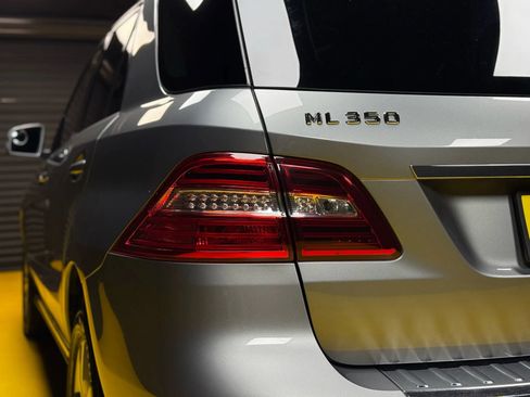 Used 2013 Mercedes-Benz ML 350 ML 350 BlueTEC 4MATIC Sport Ut image 10