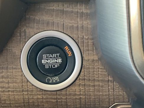 Used 2020 RAM 2500 Limited image 34