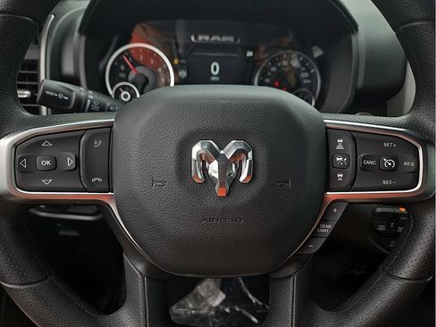 Used 2025 RAM 1500 Warlock AWD/4WD image 38