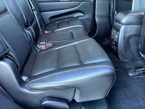 Used 2022 Dodge Durango R/T image 18