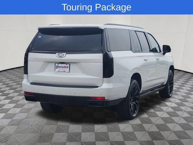 Used 2023 Cadillac Escalade ESV Sport Platinum w/ LPO, ONYX Package RWD image 4