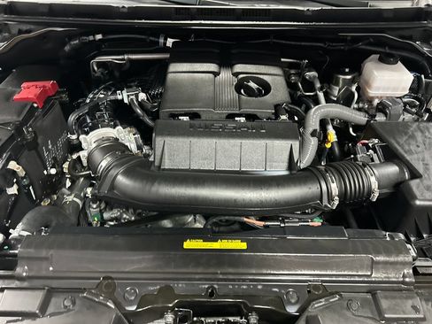 Used 2025 Nissan Frontier SV RWD image 24