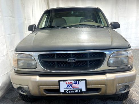 Used 2000 Ford Explorer Eddie Bauer image 2