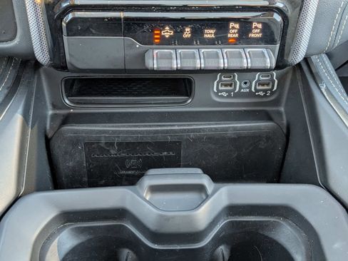 Used 2020 RAM 1500 Limited image 28