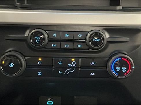 Used 2024 Ford F250 XL w/ 360-Degree Camera Package AWD/4WD image 18