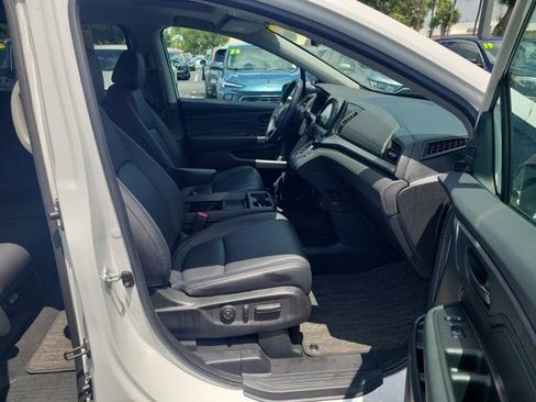 Used 2023 Honda Odyssey EX-L image 9