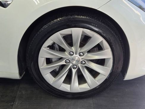 Used 2017 Tesla Model S 90D image 17