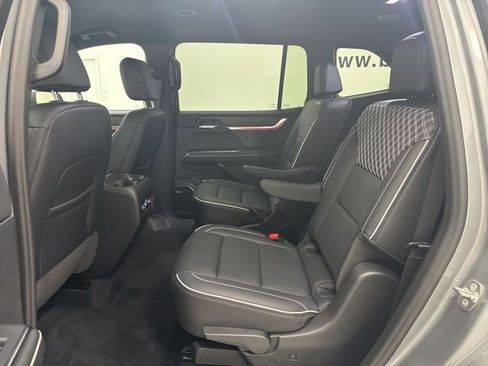 Used 2024 GMC Acadia Denali w/ LPO, Floor Liner Package AWD/4WD image 27