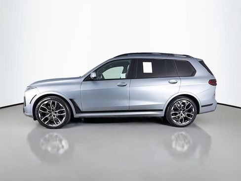 Certified 2024 BMW X7 xDrive40i w/ M Sport Package AWD/4WD image 4