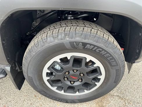 New 2026 Toyota 4Runner TRD Off-Road Premium AWD/4WD image 10
