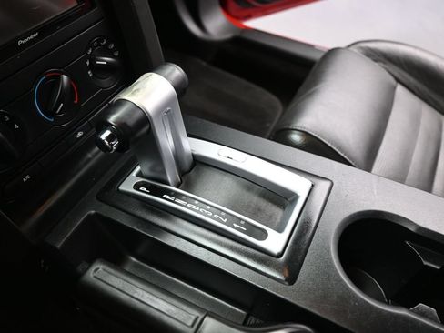 Used 2006 Ford Mustang GT Premium RWD image 11