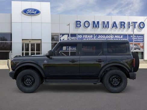 New 2026 Ford Bronco Outer Banks AWD/4WD image 3