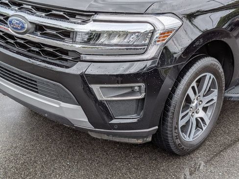Used 2024 Ford Expedition Limited RWD image 9