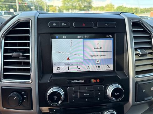 Used 2017 Ford F250 King Ranch w/ King Ranch Ultimate Package AWD/4WD image 36