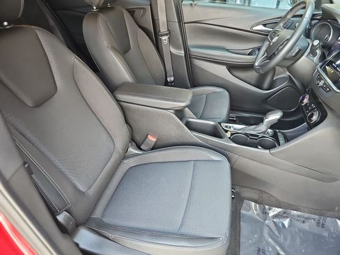 Used 2020 Buick Encore GX Preferred FWD image 18