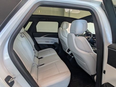 Certified 2024 Cadillac Lyriq Sport AWD/4WD image 15
