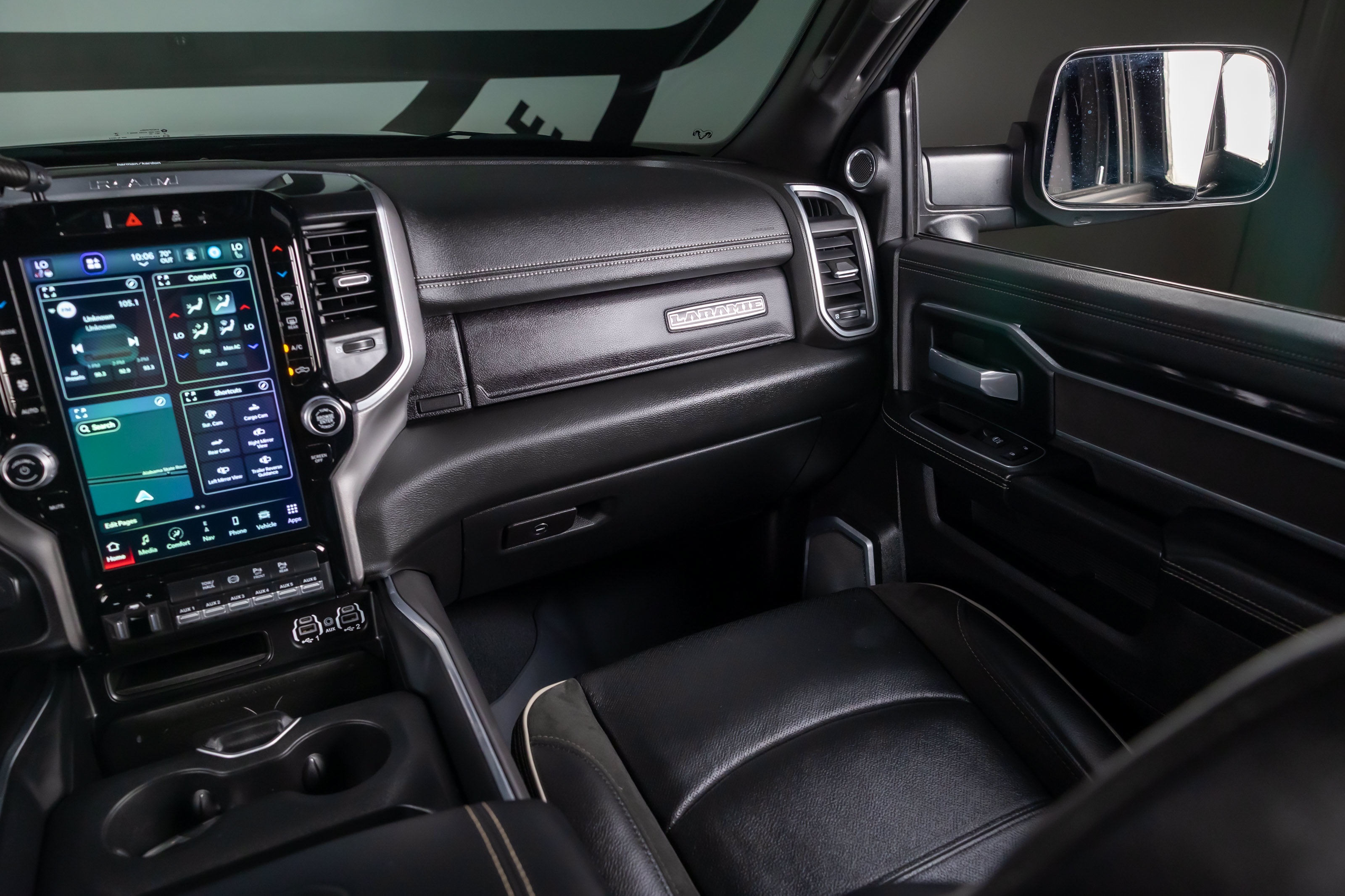Used 2022 RAM 3500 Laramie AWD/4WD image 8