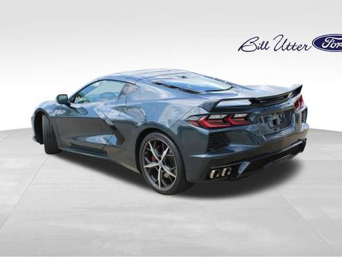 Used 2021 Chevrolet Corvette Stingray Premium Cpe w/ Z51 Performance Package image 7
