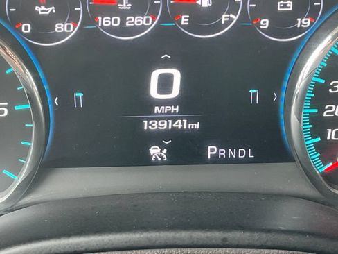 Used 2018 Chevrolet Suburban Premier w/ Max Trailering Package AWD/4WD image 11