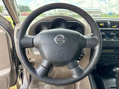Used 2004 Nissan Frontier XE w/ (PWR) Pwr Pkg RWD image 15