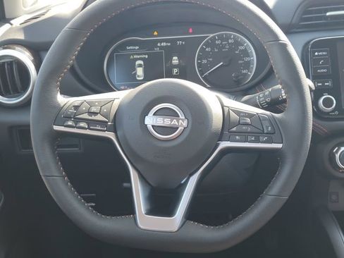 New 2025 Nissan Versa SR w/ Trunk Package FWD image 28