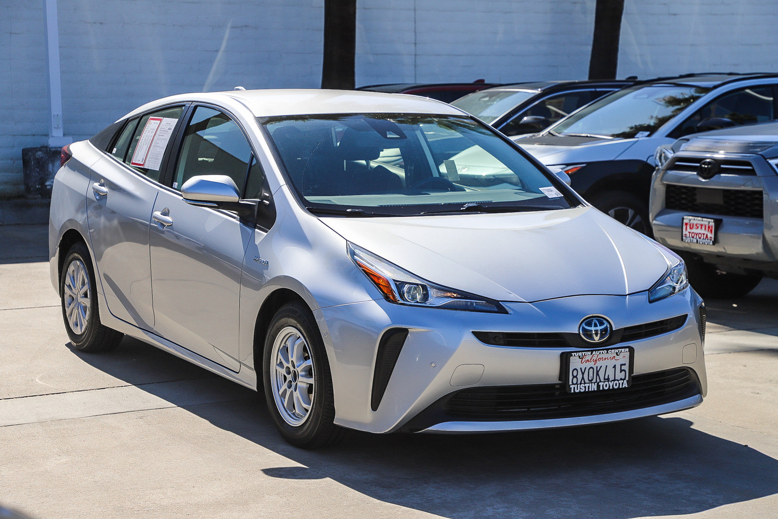 Certified 2022 Toyota Prius LE FWD image 3