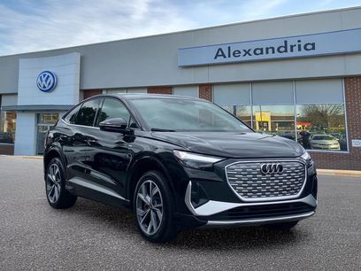 Used 2024 Audi Q4 e-tron Premium w/ Convenience Package