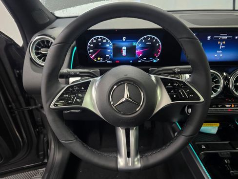 New 2026 Mercedes-Benz GLB 250 4MATIC image 14