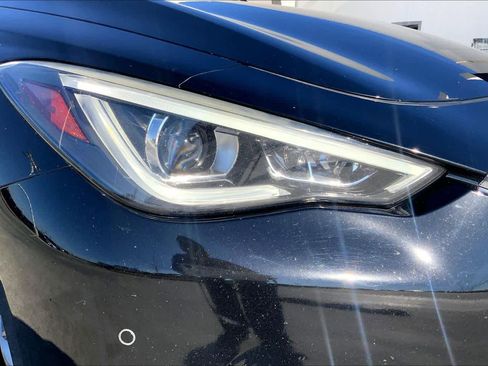 Used 2017 INFINITI Q60 3.0t Sport image 26