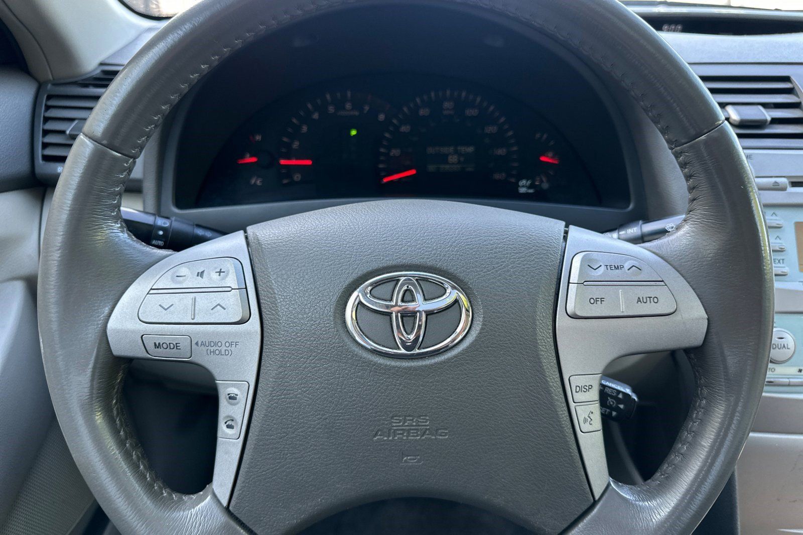 Used 2007 Toyota Camry XLE FWD image 11