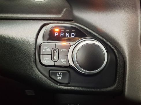 Used 2022 RAM 1500 Big Horn AWD/4WD image 21