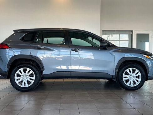 Certified 2025 Toyota Corolla Cross L image 3