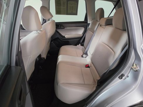 Used 2018 Subaru Forester 2.5i Premium AWD/4WD image 16