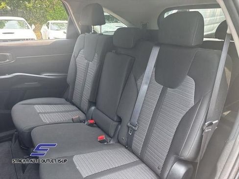 Used 2022 Kia Sorento LX AWD/4WD image 26