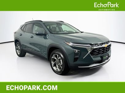 Used 2025 Chevrolet Trax LT