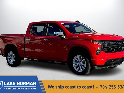 Used 2022 Chevrolet Silverado 1500 Custom image 1