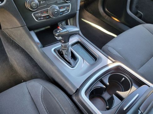 Used 2022 Dodge Charger SXT image 13